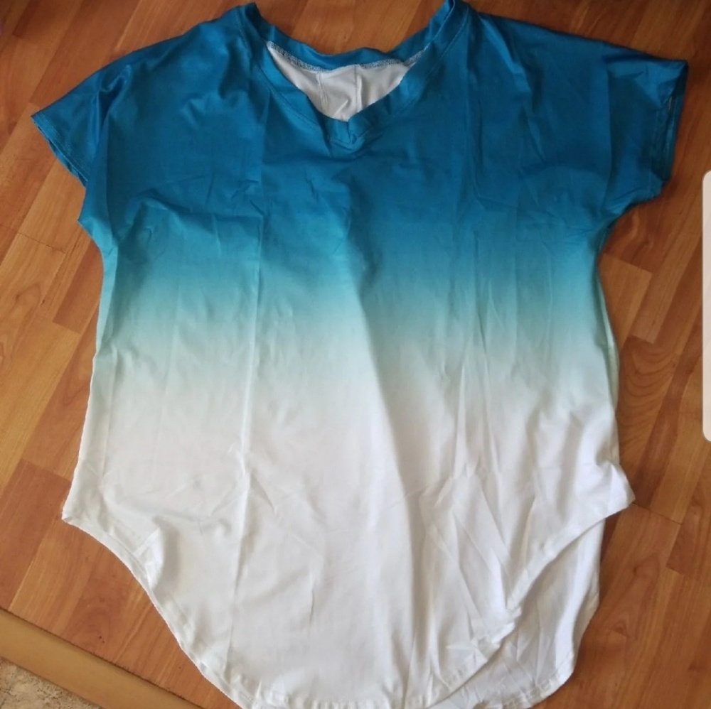 Gradient Top